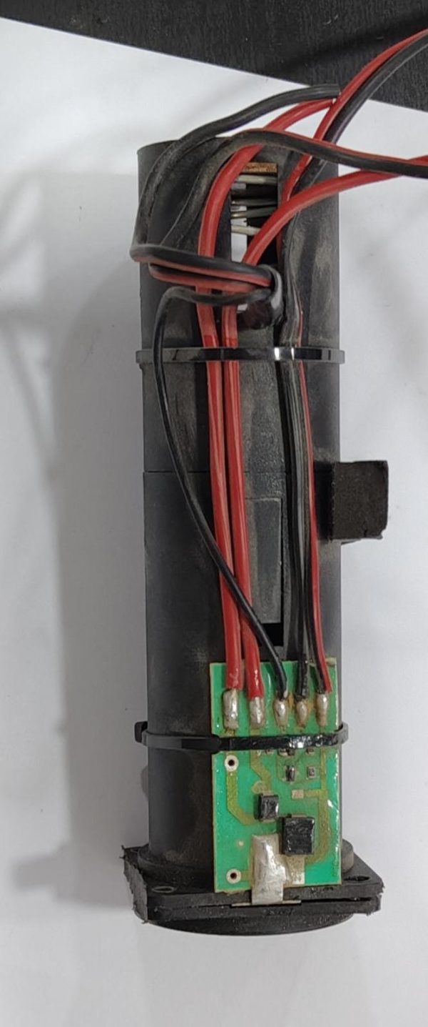 Portapile batterie per Porte Blindate Gardesa Cavò Rigenerato - immagine 2
